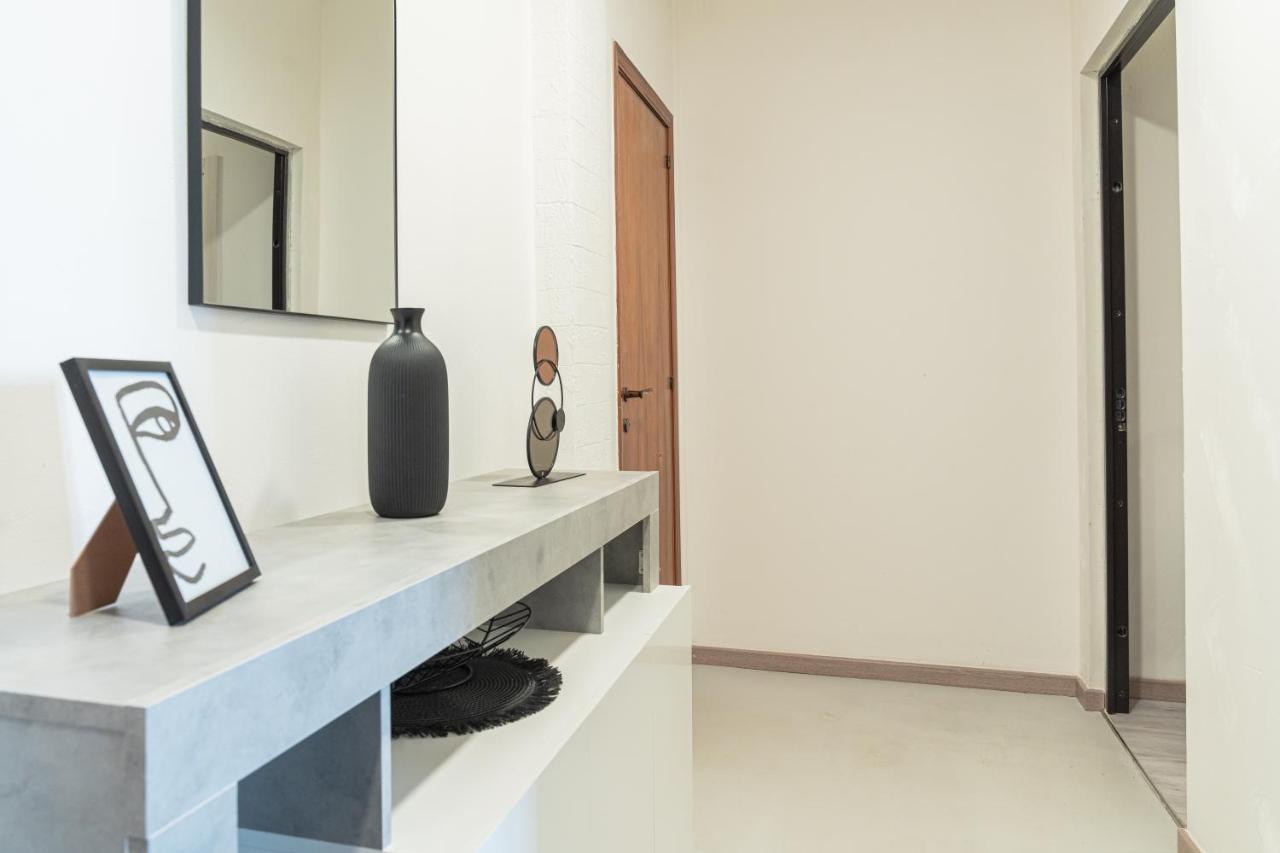 Almi - Guest Apartment Porto Torres Exteriör bild