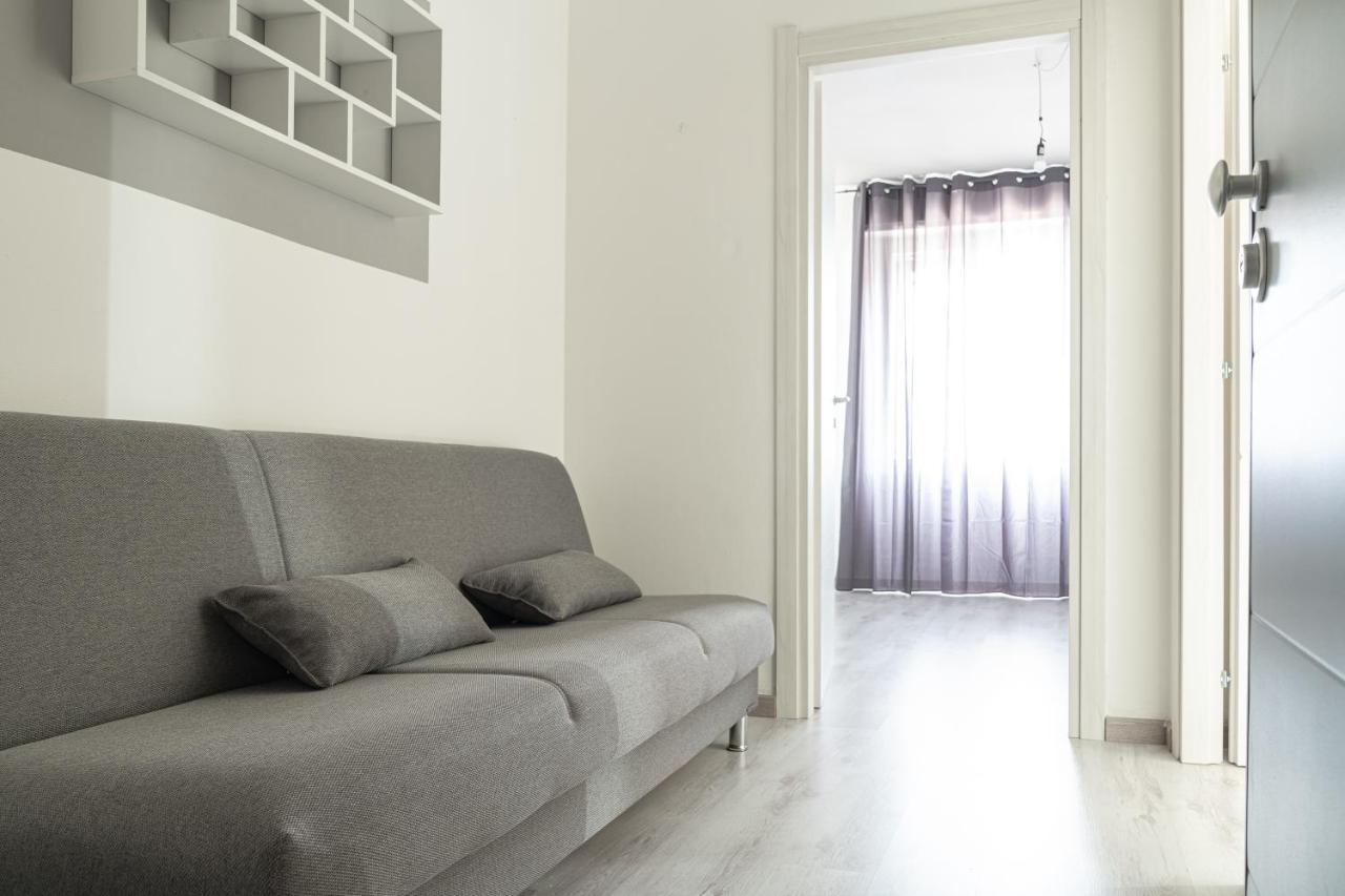 Almi - Guest Apartment Porto Torres Exteriör bild