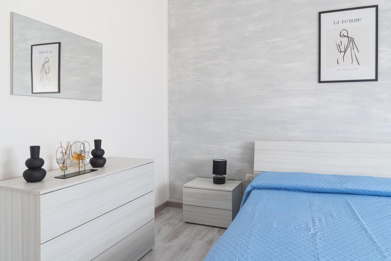Almi - Guest Apartment Porto Torres Exteriör bild