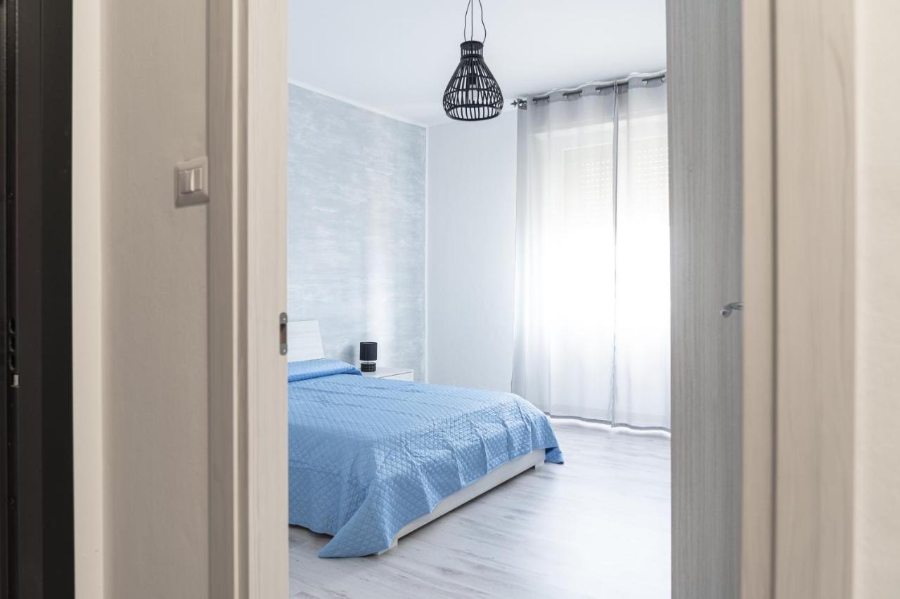 Almi - Guest Apartment Porto Torres Exteriör bild